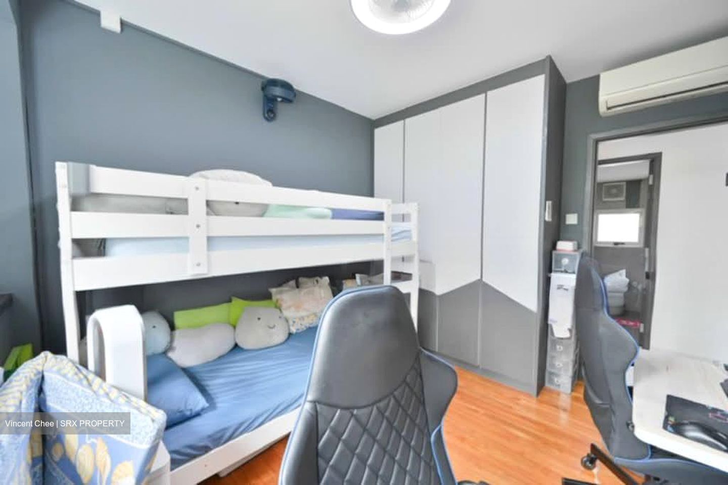 The Esparis (D18), Condominium #572184671